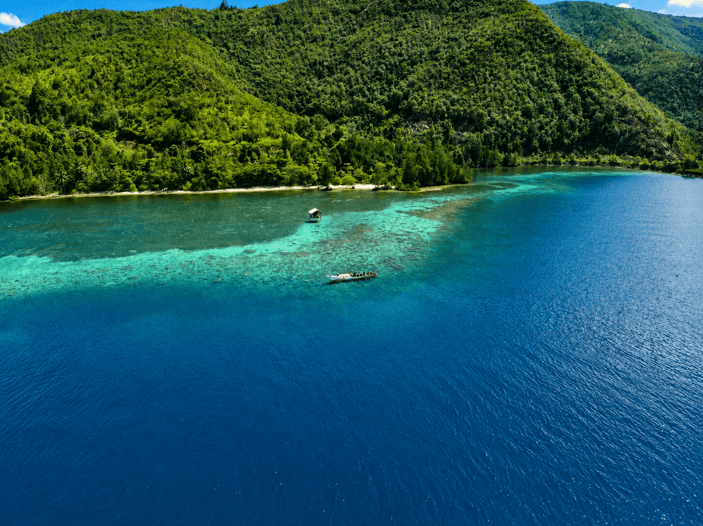 Mengapa Laut Berwarna Biru? Ini Penjelasannya!