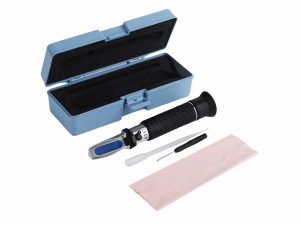 Refractometer